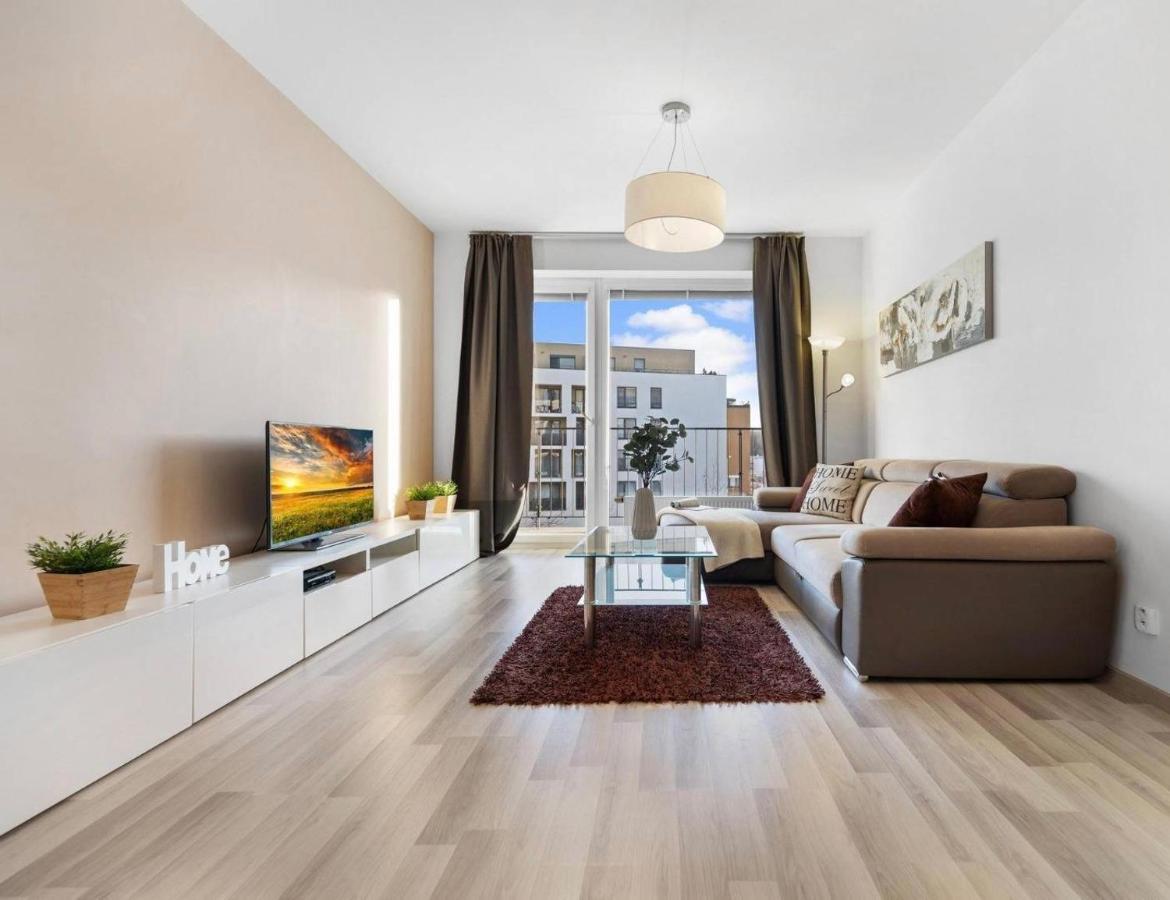 Sunflower - Modern Large Charming Apartment With Balcony Bratislava Luaran gambar