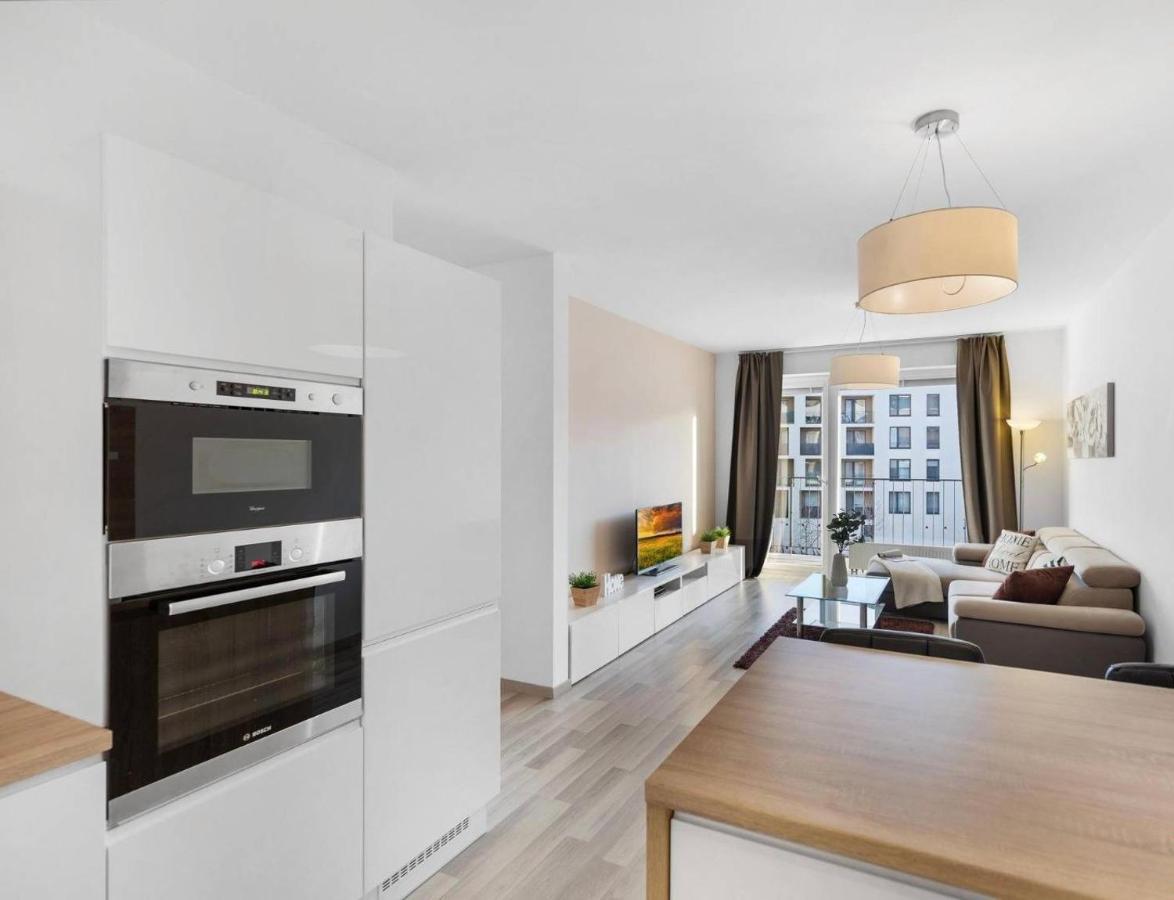 Sunflower - Modern Large Charming Apartment With Balcony Bratislava Luaran gambar